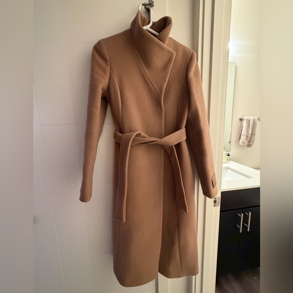Aritzia The Connor Coat in Soft Wool Cashmere color is Saville size XS
